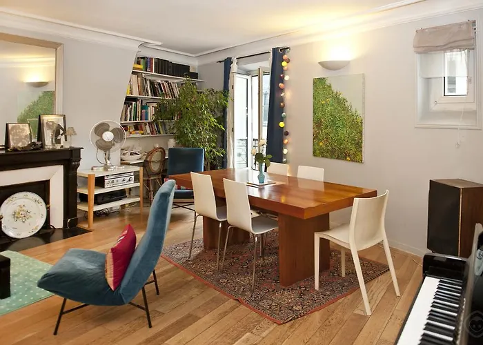 Chic Saint Germain Apartment *