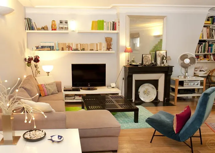 Chic Saint Germain Apartment Paris